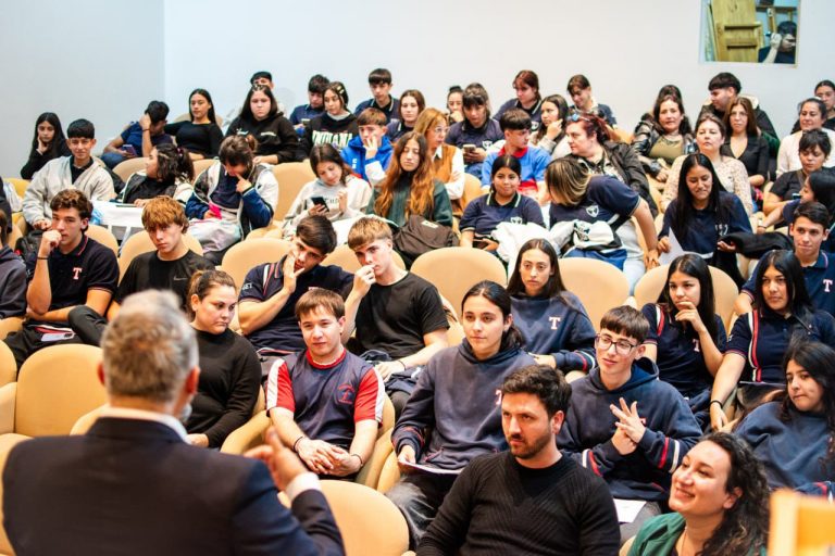 WhatsApp Image 2025-10-31 at 16.17